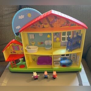 Peppa Pig Peppa’s Adventures Peppa's Playtime to Bedtime House Talks 16 pcs